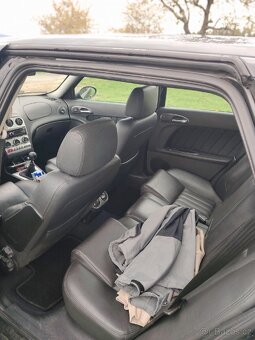 Alfa Romeo 156 1.9 JTD 16V - 6