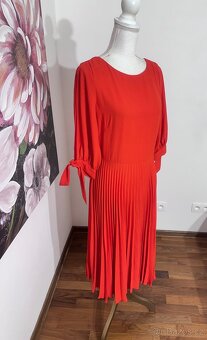 Plisované midi šaty Closet - 6