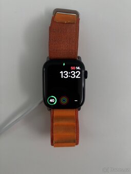 Apple watch series 8 - 6