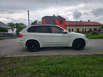 BMW X5 3.5D 210KW, 4X4, TAŽNÉ 3.5T, ŠÍBR - 6