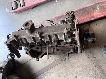 Fiat 128 motor, převodovka - 6