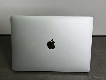 MacBook Air 13'' 2020 / i5 / 8GB / 256GB SSD / Silver - 6