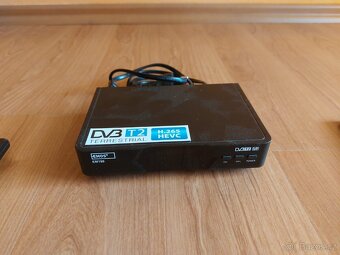 LG 42LS3400 - 6