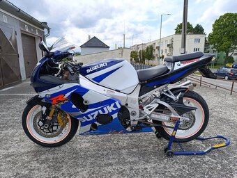Suzuki gsxr 1000 K1 Top stav - 6