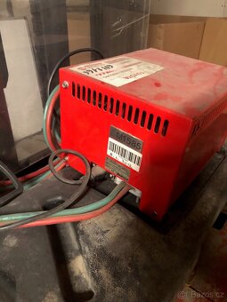 Elektrický ruční vysokozdvižný vozík Toyota - 6