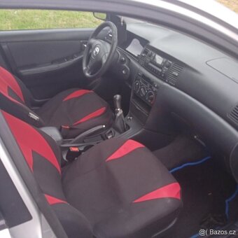 Toyota Corolla combi 2.0d 66kw r.v.2004 - 6