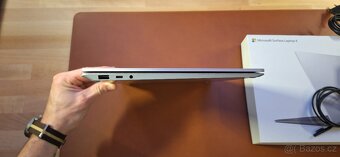 Microsoft Surface Laptop 4 AMD Ryzen 5, 256GB, 8GB Go RAM - 6