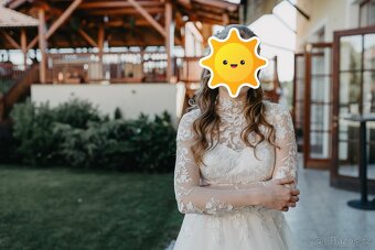 Krajkové svatební šaty - 6