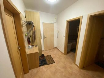 PRONÁJEM ZDĚNÉHO BYTU 2+KK S PARKOVÁNÍM, STUDENTSKÁ, ČB - 6