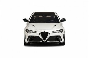 Alfa Romeo Giulia GTAm 2020 1:18 OttoMobile - 6