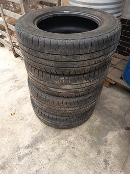 Sada 215-65-R16C za 1000,- - 6