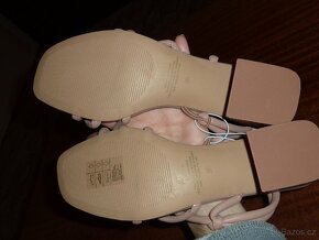 Nové-H&M-Pěkné sandálky,vel.39

 - 6