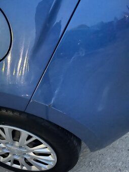 Kia Cee’d JD 1.4 benzin 125 000 Kč - 6