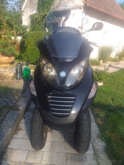 Prodám Piaggio MP3 125 - 6