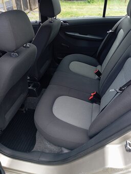 Škoda Fabia, 1.2 benzín, 107 TKM - 6