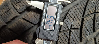 Zimni pneu 225/40 R18 - 6