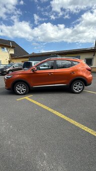 MG ZS 1.5i 78kW • Nájezd 6.460 KM • Původ ČR • Super Stav - 6