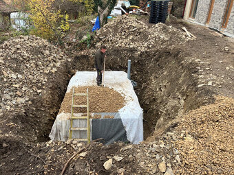 Plastové palety pod dřevo - 6