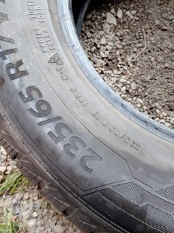 235/65/17 108v Barum - zimní pneu 2ks - 6