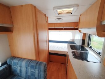 KNAUS SPORT 420QD č.734 pro 4. Stan. 1200 kg. R 2003 - 6