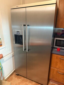 Americká lednice Siemens “Side by Side” - 6