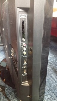 Toshiba 32AV615DG - 6