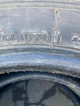 255/60/17 zimní - 6