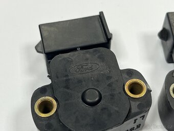 Potenciometr škrtící klapky Ford - 6
