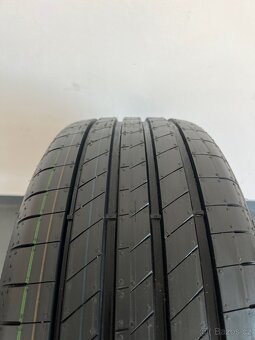 ☀️ Letní Alu kola Vega Aero, Škoda Octavia 4, 5x112 r18 - 6
