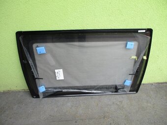 okno na karavan HOBBY 495 UL - r. 2012 č. 13 - 6