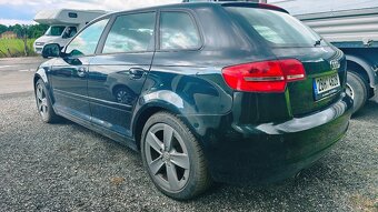 AUDI A3 S-LINE 1.6 TDI DSG - 6
