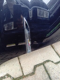 Prodám levy přední blatník na VW golf 5, variant, combi. - 6