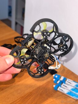 FPV whoop dron GEPRC TinyGO + příslušenství - 6