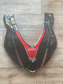 Aprilia RSV4 Factory 2022 - 6