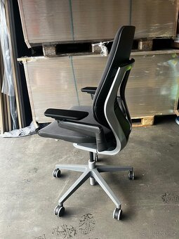 Steelcase Gesture - 6