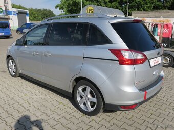 Prodám Ford Grand C-Max 1.0 i 92 kW 7-míst - 6