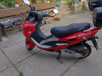 Skútr 125 - 6