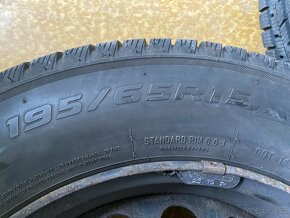 ZIMNÍ PNEU 195/65 R15 + disky 5x114,3 se senzory Renault - 6