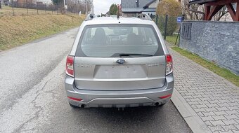Subaru Forester 2.0 benzín - 6