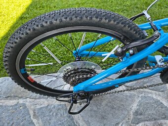 Ultralehké kolo Giant ARX 20 - 6