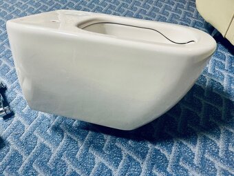 WC závěsné Ideal Standard se sedátkem - 6