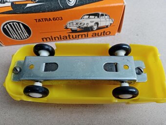 Tatra 603- IGRA, autíčko -stará hračka , 80.léta ČSSR - 6