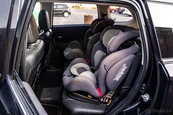 Mitsubishi Outlander Hybrid 2013 - 6