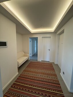 Pronájem bytu 3+kk 96 m² Menclova, Praha - Libeň - 6