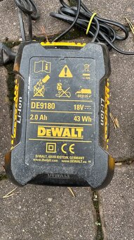 Aku vrtačka a pila Dewalt - 6