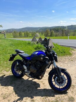 Yamaha MT 07 - 6