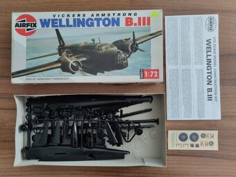 Modely letadel ,MATCHBOX,,plastové stavebnice. - 6