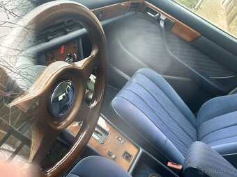Mercedes-Benz 126 /300 D - 6