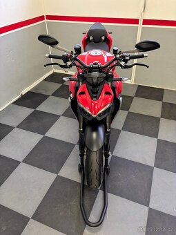 Ducati Streetfighter V2 - 6
