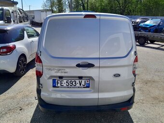 Ford Transit Courier 1,5 TDCi - 6